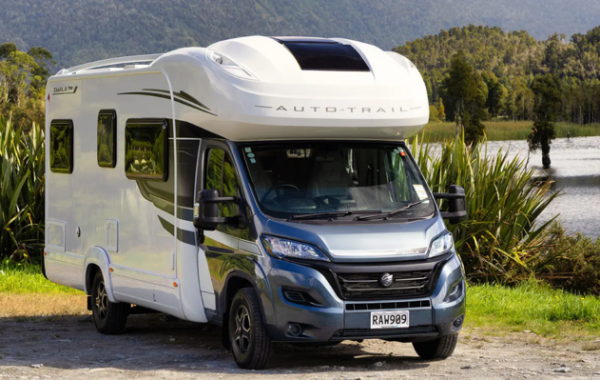6 Berth with Shower/Toilet