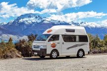 Hippie Endeavour 4 Berth Camper